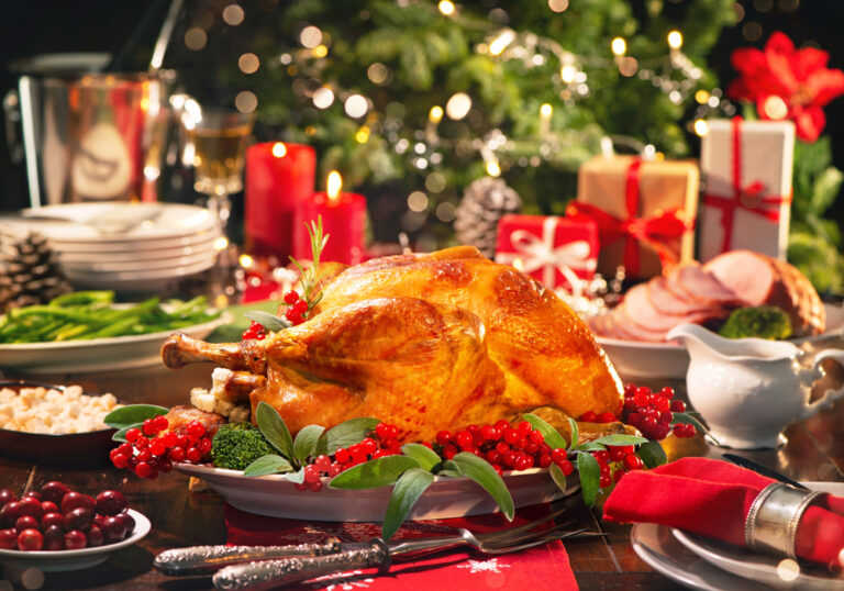 Enjoy These 14 Healthy Christmas Foods!