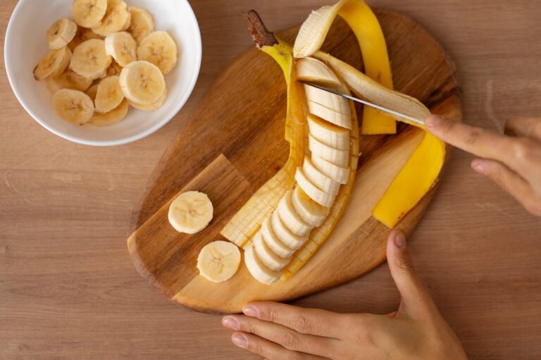 Why Do so Many Doctors Recommend 2 Bananas per Day?